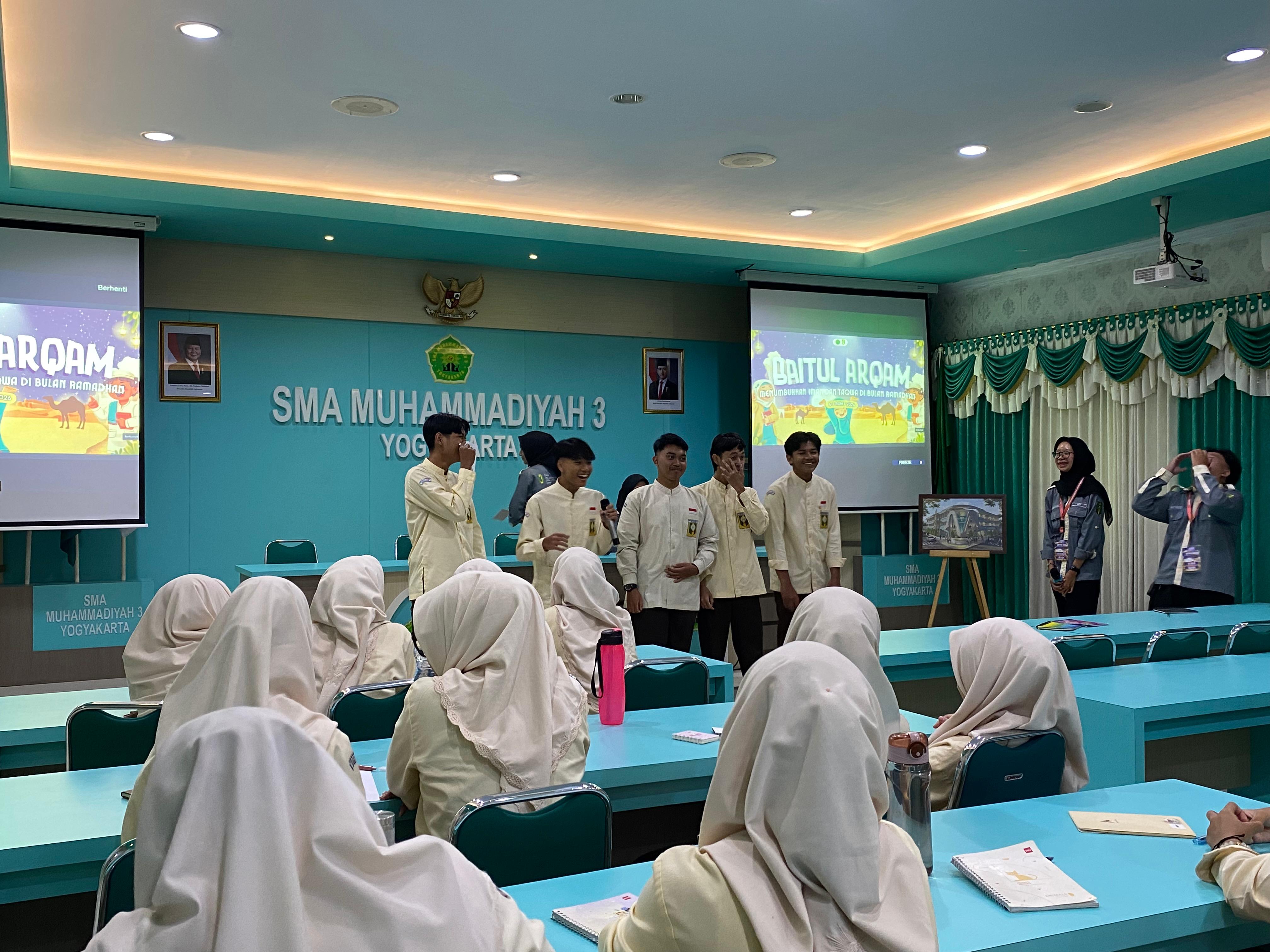 BAITUL ARQAM PR IPM SMA MUHAMMADIYAH 3 YOGYAKARTA PERKUAT PEMAHAMAN AL-QUR’AN DAN TAJWID