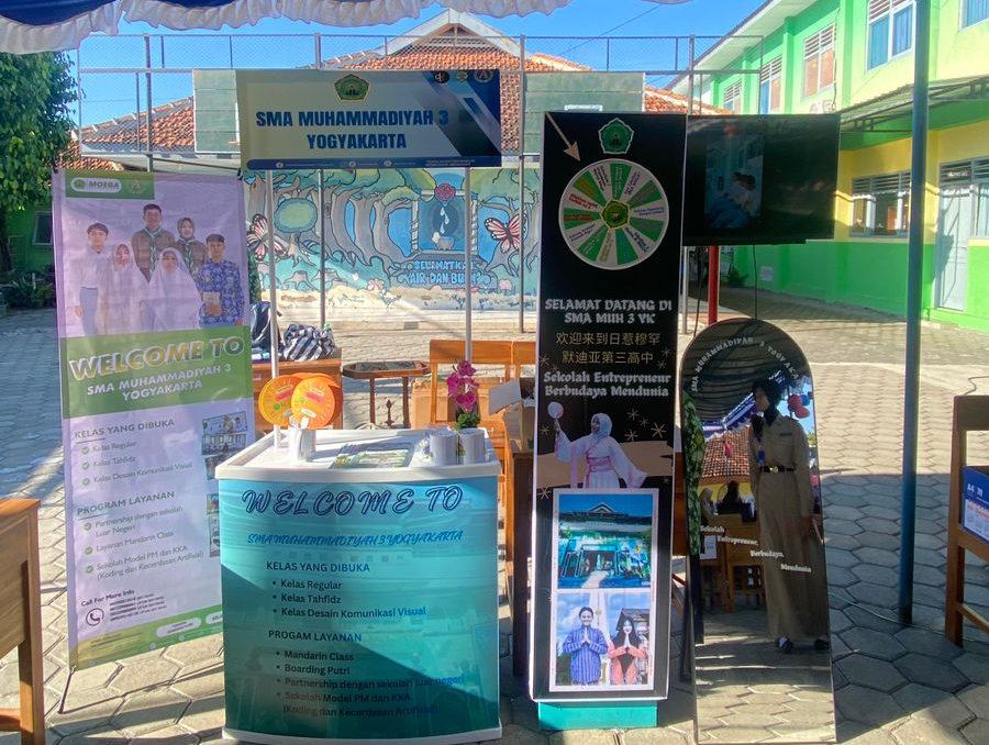 Kegiatan Pameran  SPMB dI SMP N 2 BANGUNTAPAN  BANTUL