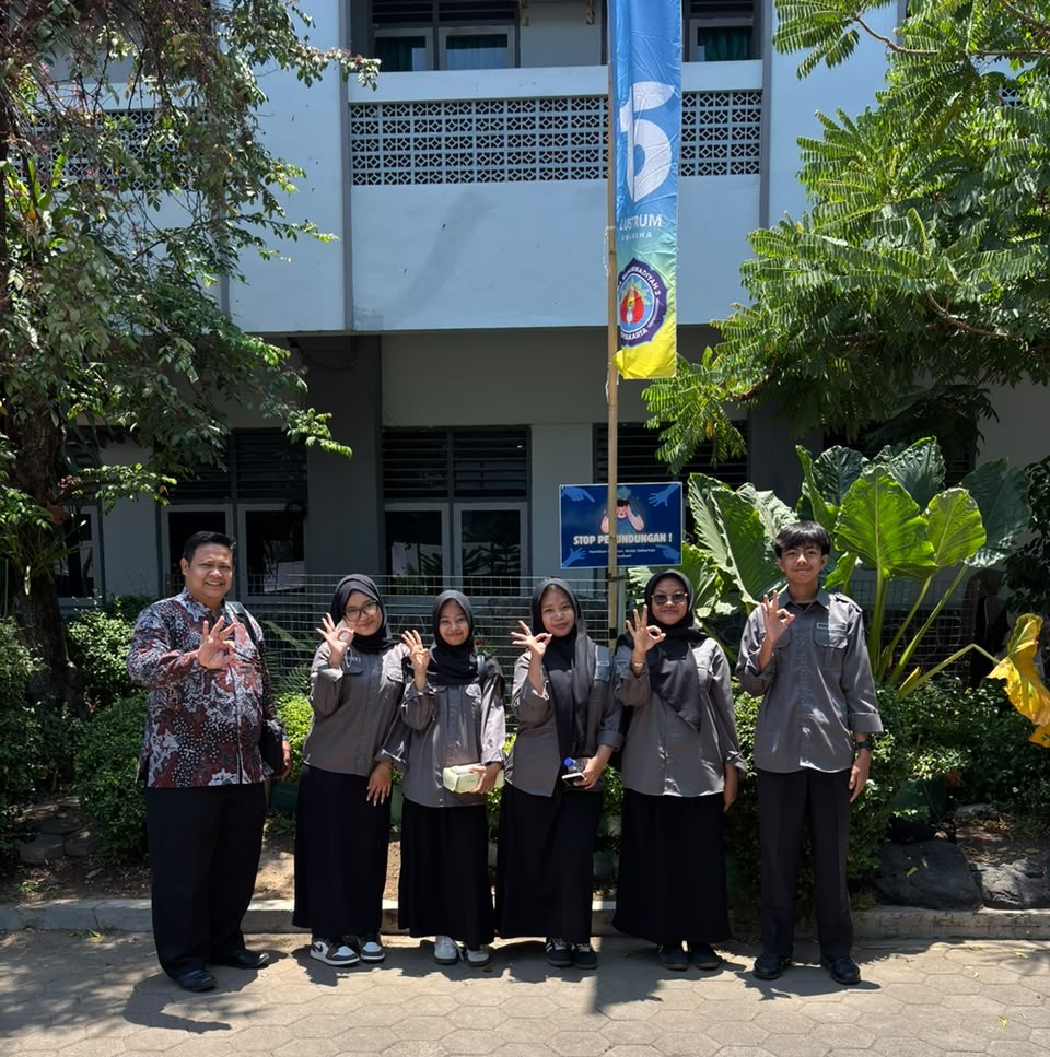 Gali Potensi Karir, Delegasi IPM SMA Muga Ikuti Talkshow Bersama Vina Muliana