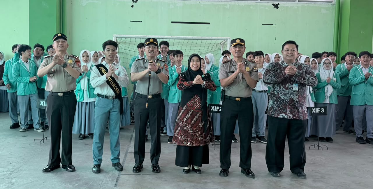 Kapolresta Yogyakarta Pimpin Apel di SMA Muhammadiyah 3 Yogyakarta, Sampaikan Imbauan Penting Untuk